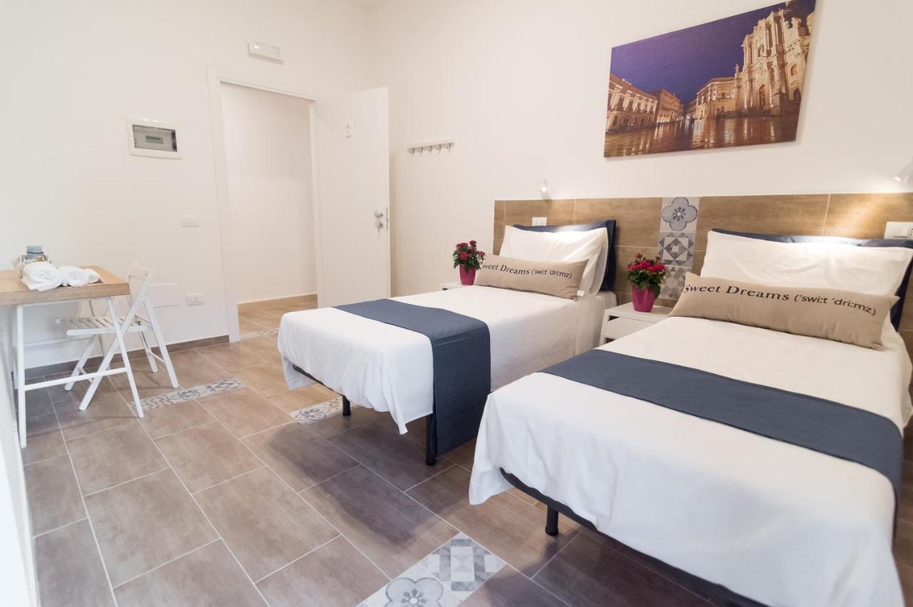 סירקוזה Raudino Rooms מראה חיצוני תמונה
