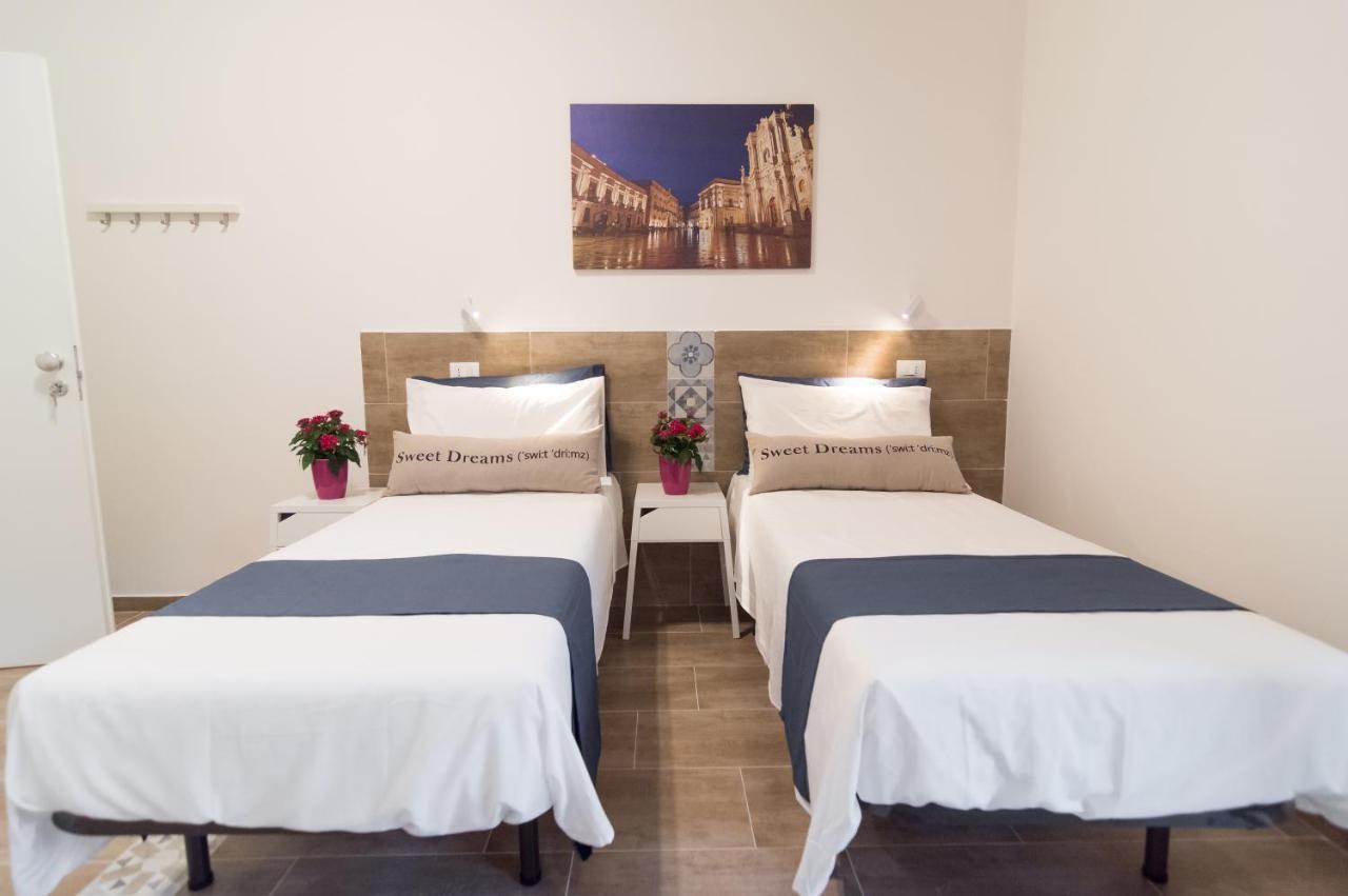 סירקוזה Raudino Rooms מראה חיצוני תמונה